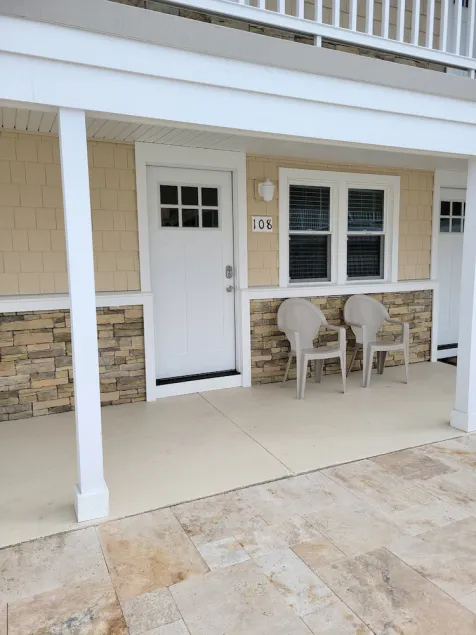 North Wildwood Beach Block 1 bdrm with Pool. - Image 1