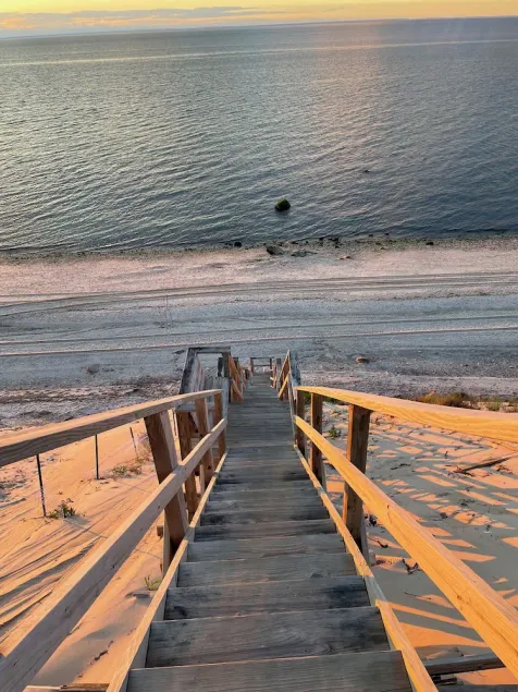 Gemütliches Cottage, nur wenige Schritte vom privaten Long Island Sound Beach entfernt - Image 1