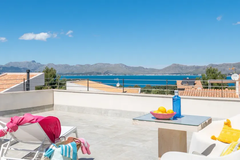 Moderne Villa mit Pool und traumhaftem Meerblick - Image 1