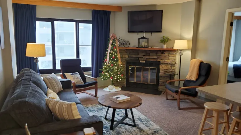 Ride and Relax Snowshoe Vacation Rental - Image 1