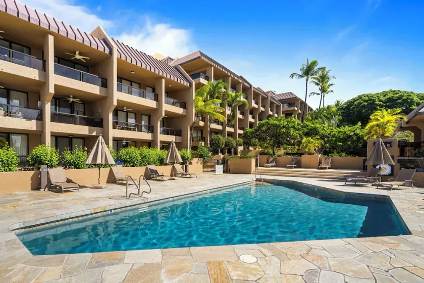 Hawaiian Unit + Walking Distance to Town - AC & Wifi! - Vrkcv - Image 1