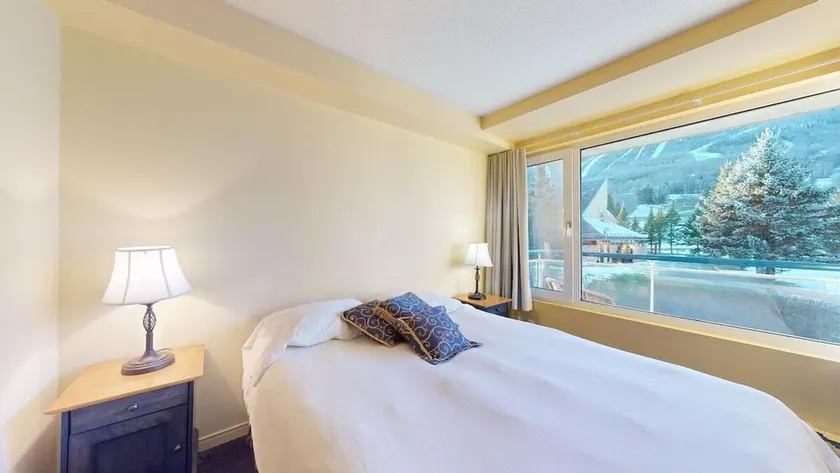 1-315 : Superior Studio - sleeps 4. - Image 1