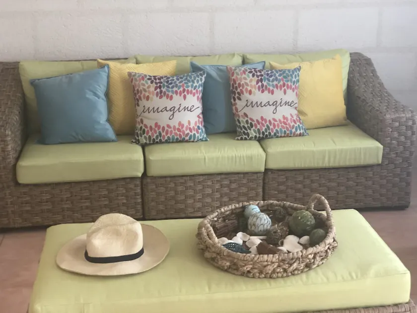 BEACH HOUSE VIBE ON THE GAP - Image 1