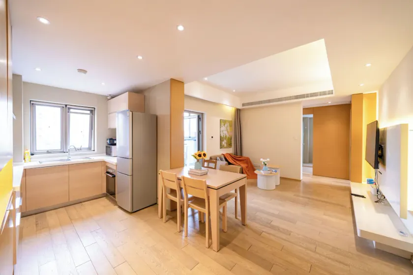 Tyms Gubei 3BR Family Apt at Mingdu City - Image 1