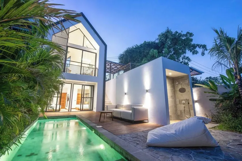 Elegant Villa Sinara 2BR with Sea View - Image 1