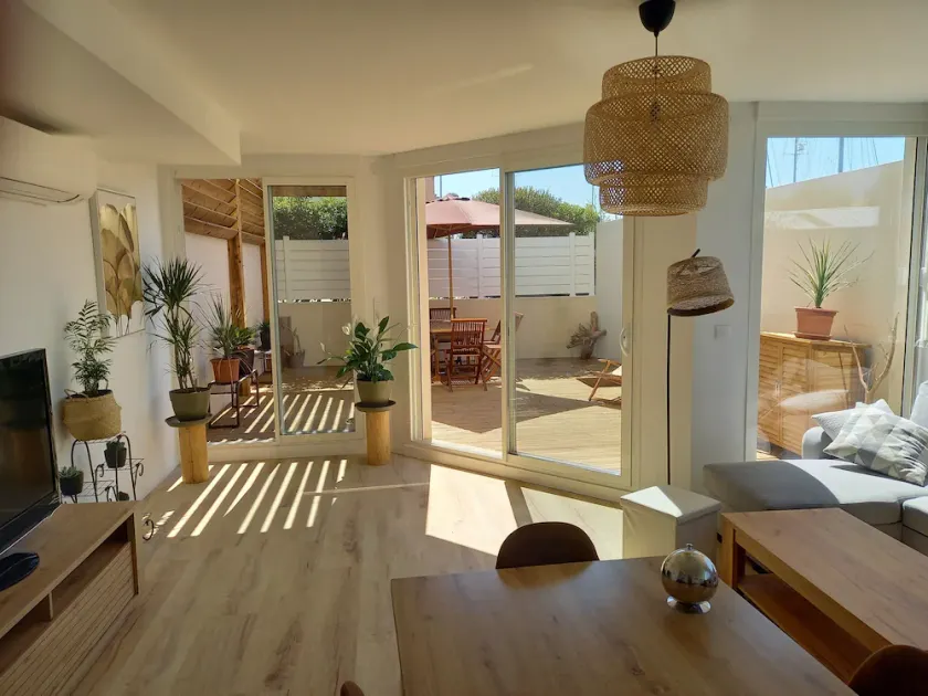 Appartement 100 m2 Terrasse Piscine - Image 1