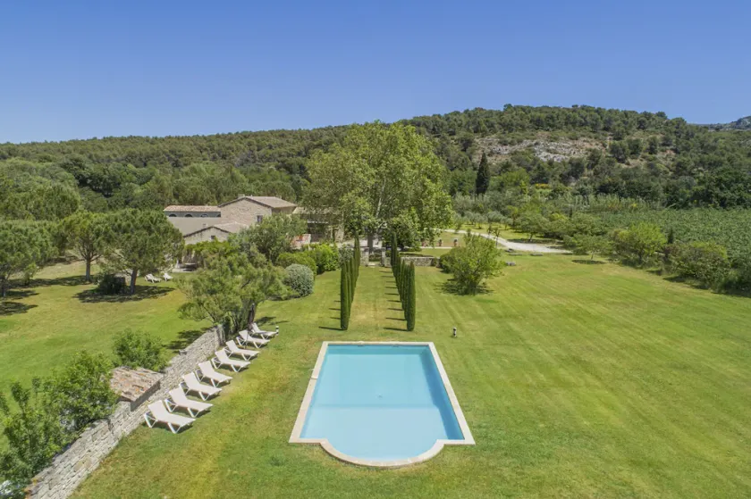 Luxury estate in Provence 14 people in a quiet area - Image 1