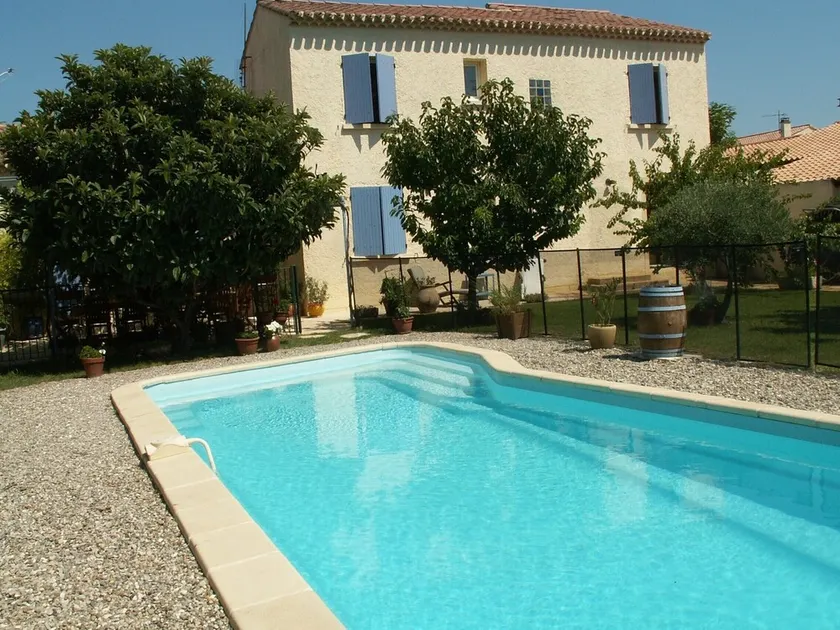 Villa, pool, bordfotboll, bordtennis, trampolin nära Mont Ventoux - Image 1