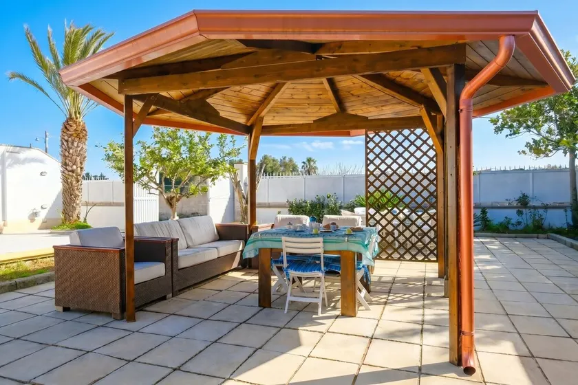 Villa Oasi al Mare with Pool & Garden in Salento - Image 1