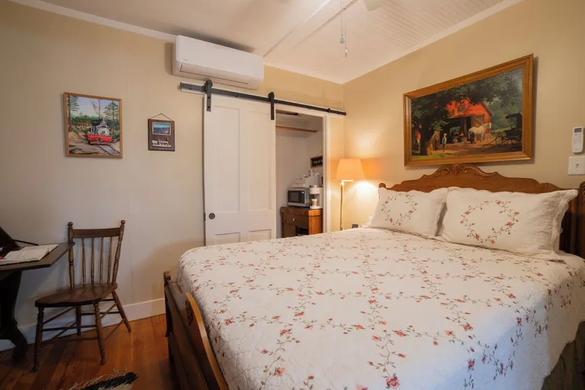 CoZY Quarters-Private Garden Entrance, Inflatable Spa,Close to Yosemite & Casino - Image 1