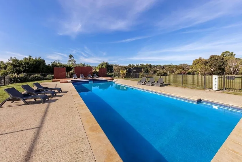 Isla Villa, Cowes, Phillip Island - Image 1