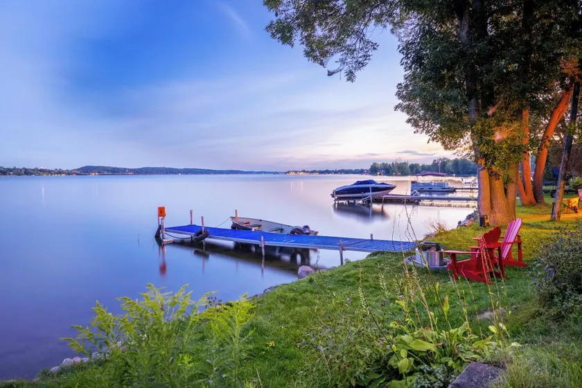 Life is Good Lakefront Cottage — 1.5h from Toronto - Image 1