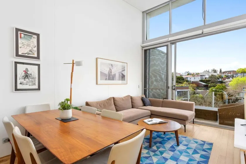 Explore Sydney a partir de um apartamento moderno e tranquilo - Image 1