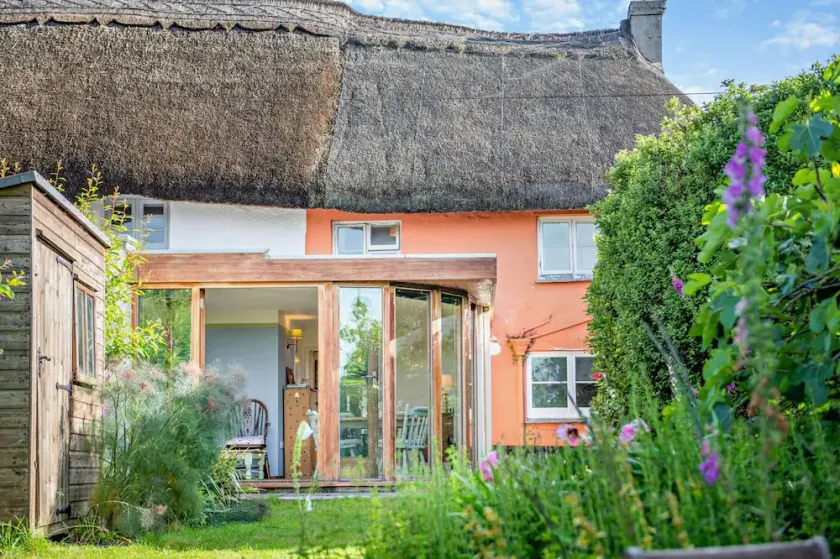 2 Bed in Frogmore oc-s29476 - Image 1