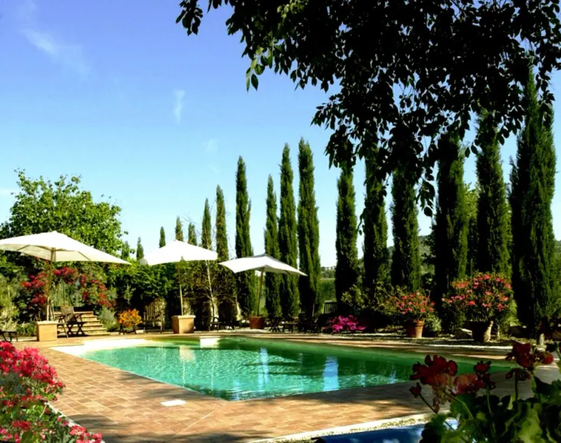 TENUTA SOSPESA Fantastisk eksklusiv Villa nær Toscana med Pool og Privat Biograf - Image 1