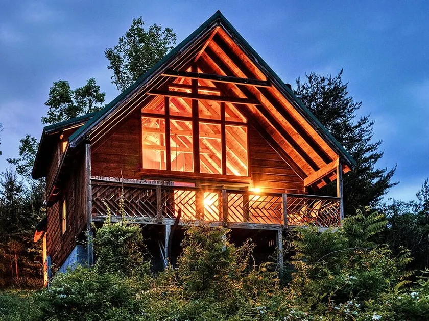 Three Bears-  Enjoy a panoramic view of the Cove Mountain range! 2 bed/2 bath cabin! - Image 1