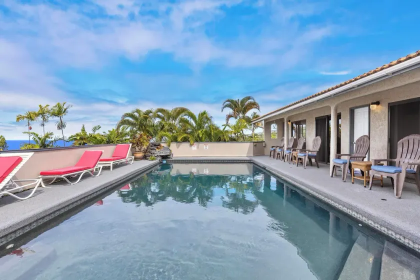 Breathtaking Panoramic Ocean Views, Crystal Blue Pool, Hot Tub, BBQ Grill! - Image 1