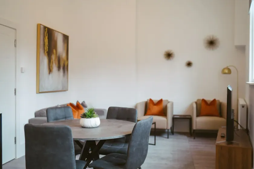 York Riverside Apartments are 11 beautiful, modern, and stylish apartments based in the centre of Hi - Image 1