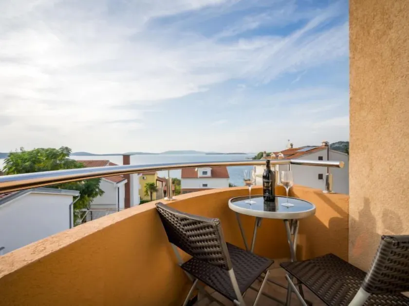 Apartment Andrea by Interhome - Image 1
