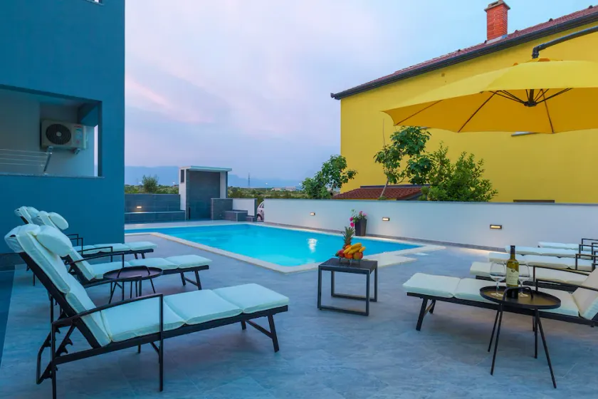 Privilege Pool Apartments - Image 1