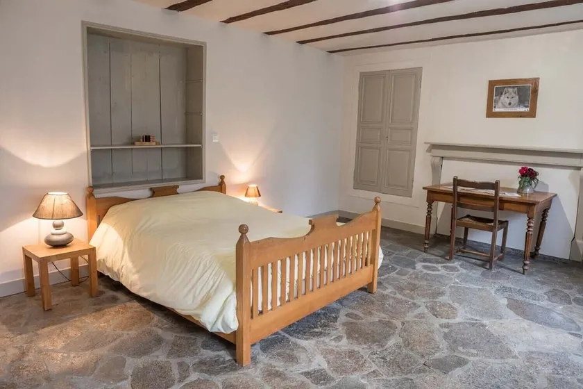 Large family gîte in a manor house for 10 people in the Parc des Loups - Image 1