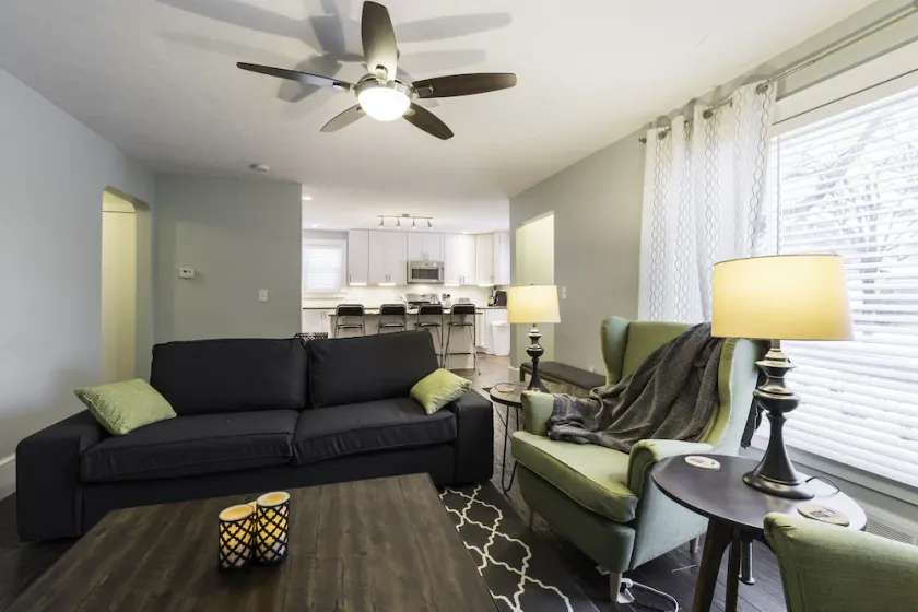JUST REMODELED top to bottom -  master bed/bath on main floor! - Image 1