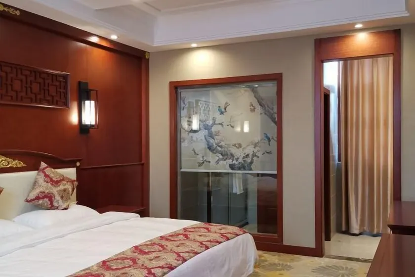 Guihou Hotel - Image 1