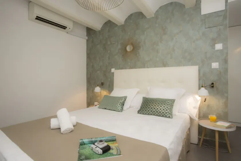 Singular Stays Botanico Room I - Image 1