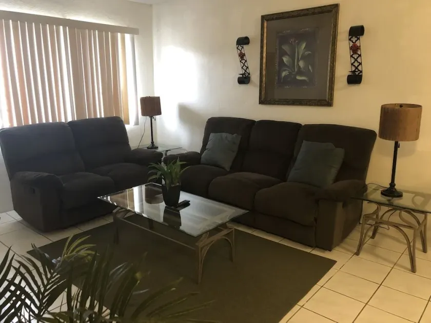PEDRO'S PLACE PRIVATE APARTMENT 2 BDRM 1 ba Free Power, Water and Internet - Image 1