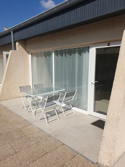 Appart Hotel - Image 1