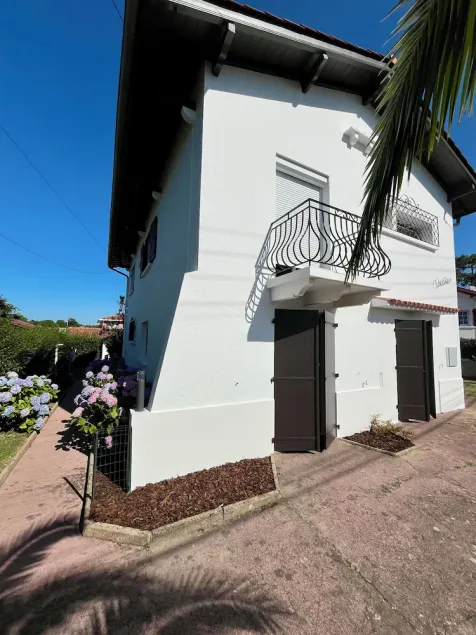 RDC de Maison avec jardin - Image 1
