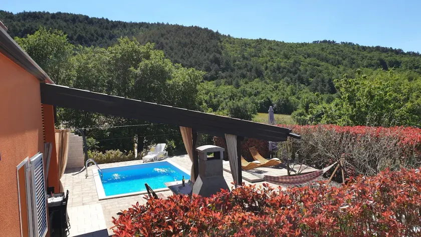 Ruhiges modernes Haus mit Pool Labin Rabac Ripenda in den Bergen 10min zu Strand - Image 1