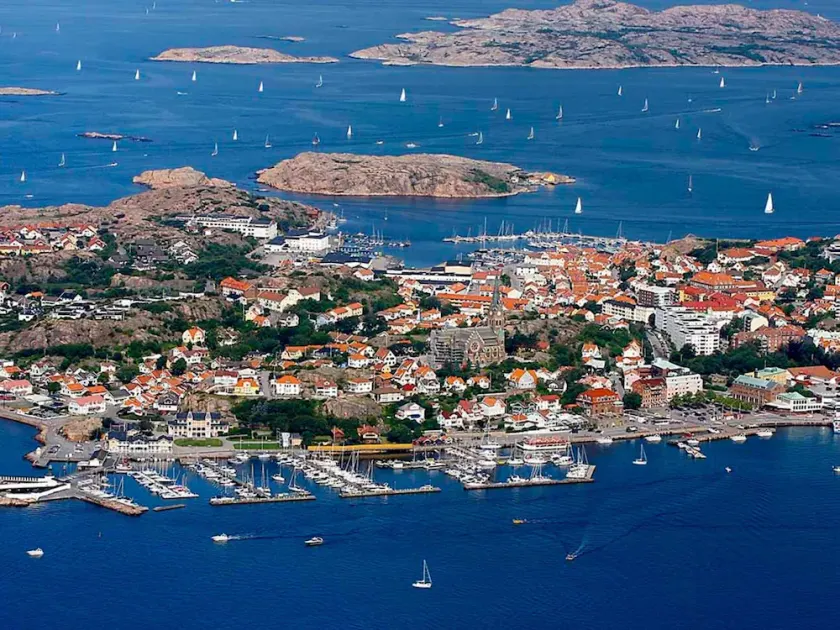 6 Person Holiday Home in Lysekil - Image 1