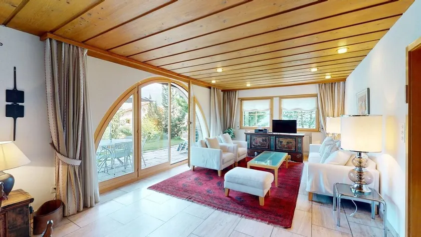 Authentic semi-detached holiday home in a quiet location on the outskirts of Cel - Image 1