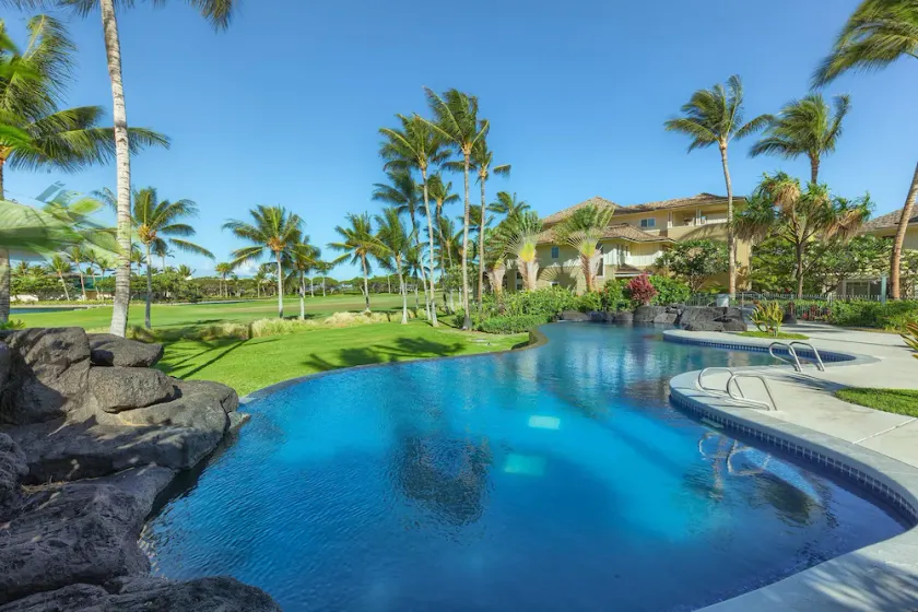 Beautifully decorated Penthouse overlooking WAIKOLOA Beach golf course - Image 1