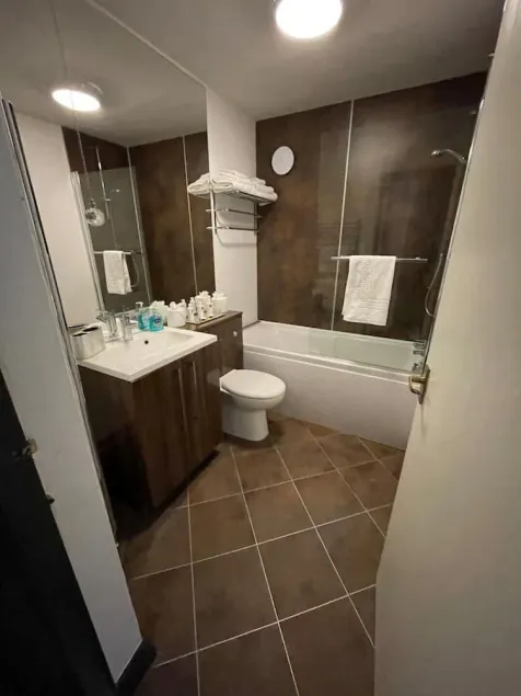 Centrally located 2 bed flat near the lake district - Image 1