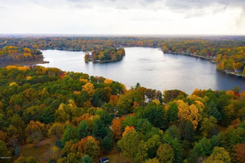 Luxury Lakefront Family Retreat | Pool, Pickleball, Hot Tub, Guest House & More - Image 1