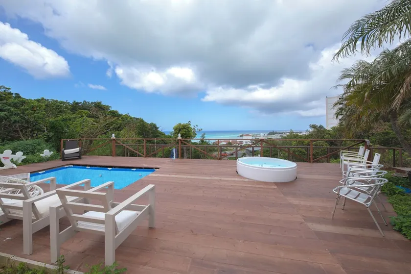 C 380㎡ Seaview on the Top of Onna Quiet 4BR 3bath - Image 1