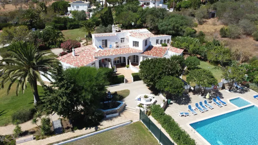 VILLA 14 PEOPLE - Image 1