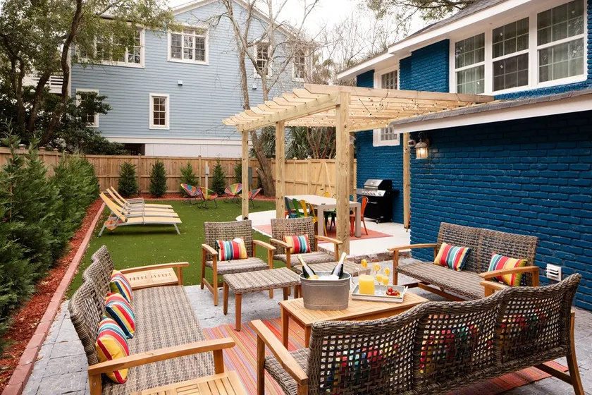  Steps from the beach, extraordinary luxurious home and perfect outdoor space  - Image 1