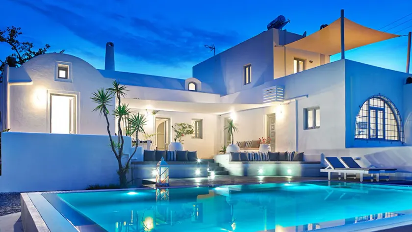 Aleria Villa Santorini - Exclusive facilities and services<br> - Image 1