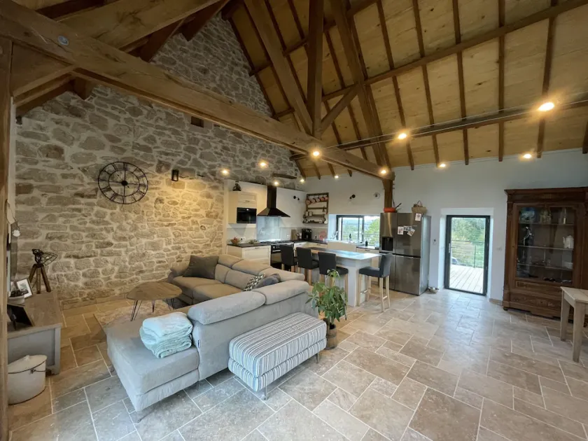 Grange Rénovée en Xaintrie - Image 1