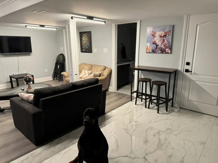 Oshawa Connect - Prime Location, Modern Space - Image 1