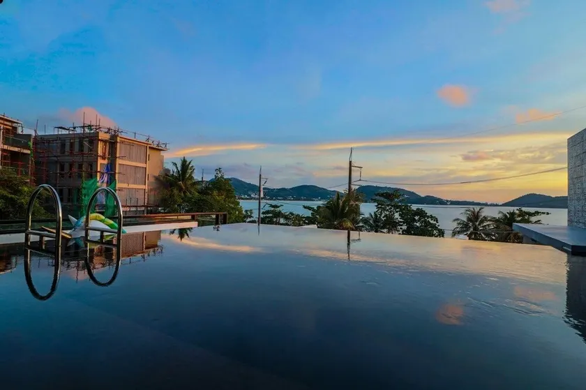 ⭐Sanctuary Loft  Villa 18BR Sleeps 38 w/ Pool&Beach - Image 1
