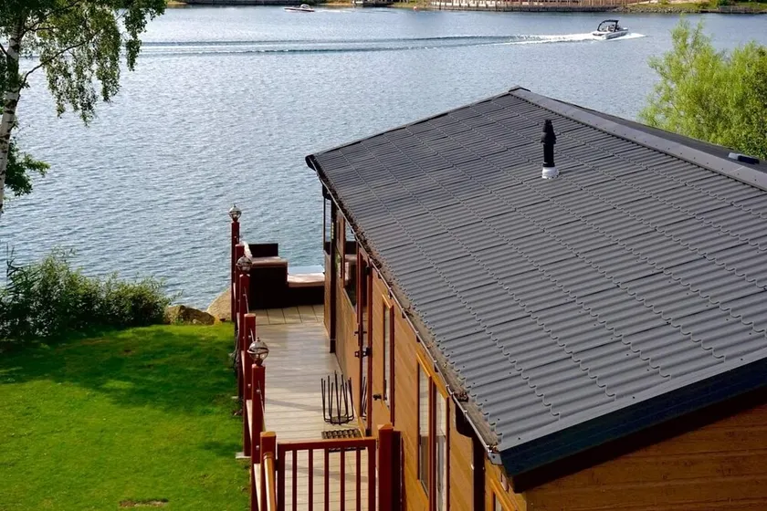 Fable Lodge Tattershall Lakes - luxury lakeside lodge with hot tub - Image 1