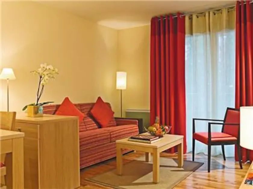Wunderbare La Villa du Lac - Ein Schlafzimmer, 4 Personen - Image 1