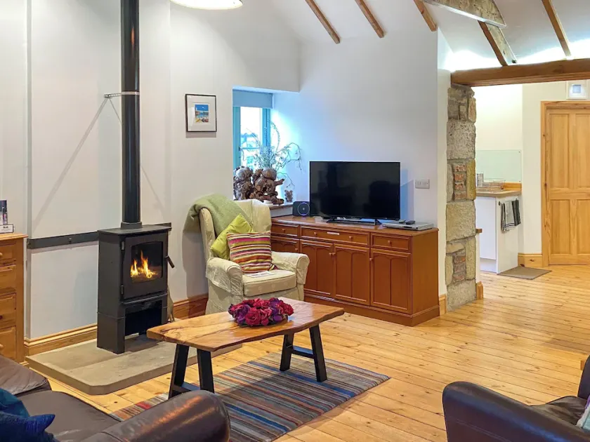 2 bedroom accommodation in Belford, near Bamburgh - Image 1