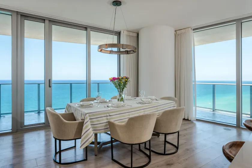 OceanFront@Hyde Incredible Views - Image 1