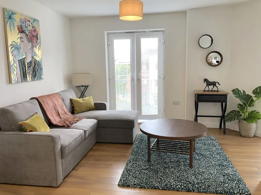 Westlake Apartment No.5 in Hampton, Peterborough - Image 1