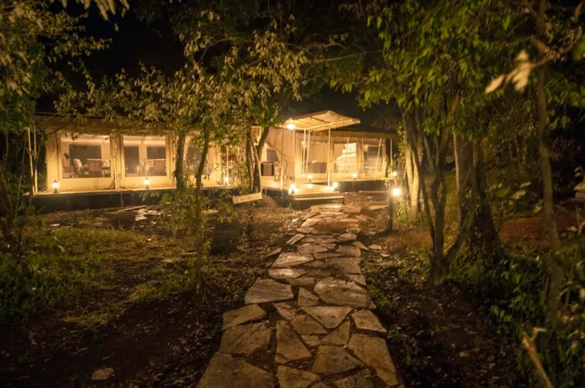 Lorian Safari Camp - Image 1